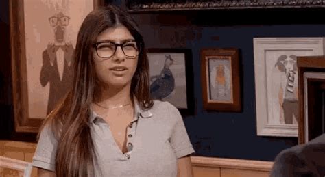 mia khalifa gifs|Mia Khalifa Porn GIFs 